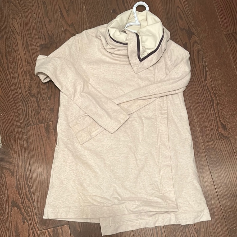 Lululemon wrap